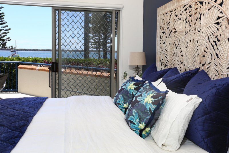 Photo - 1A/522 Marine Parade, Biggera Waters QLD 4216 - Image 19