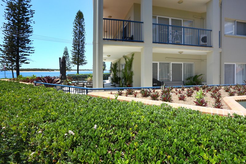 Photo - 1A/522 Marine Parade, Biggera Waters QLD 4216 - Image 26