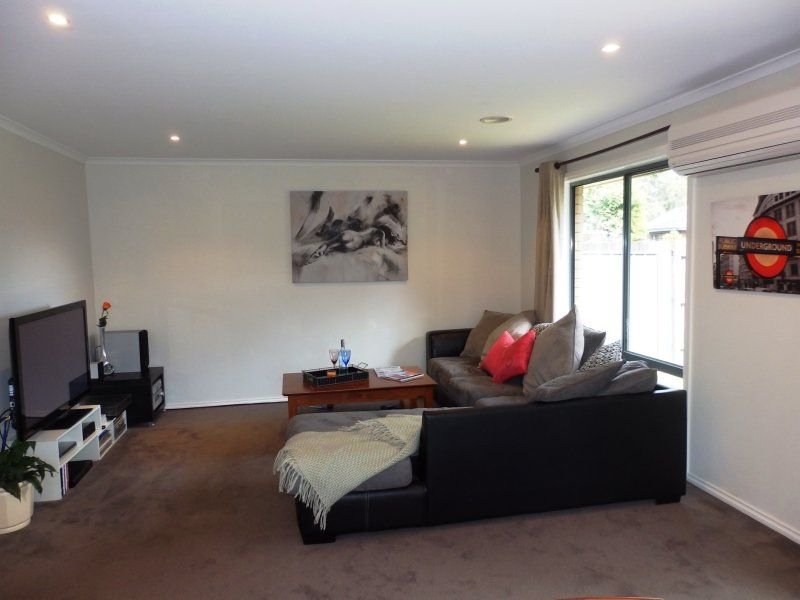 Photo - 1A/62 Liverpool Road, Kilsyth VIC 3137 - Image 5