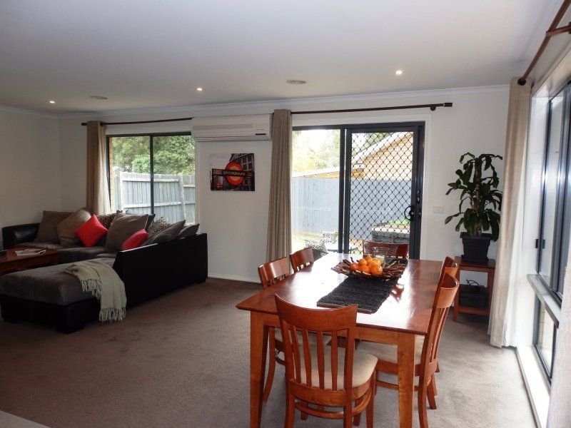 Photo - 1A/62 Liverpool Road, Kilsyth VIC 3137 - Image 6