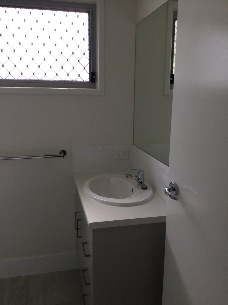 Photo - 1a/8 Shalom Court, Deception Bay QLD 4508 - Image 6