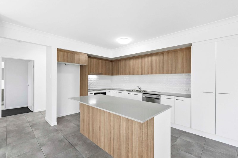 Photo - 1B-27 Mustang Way, Burrum Heads QLD 4659 - Image 5