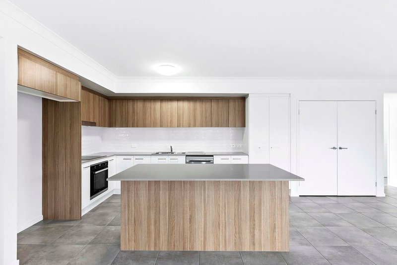 Photo - 1B-27 Mustang Way, Burrum Heads QLD 4659 - Image 6
