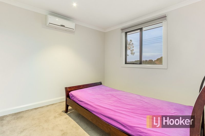 Photo - 1B Alma Road, Hampton Park VIC 3976 - Image 9