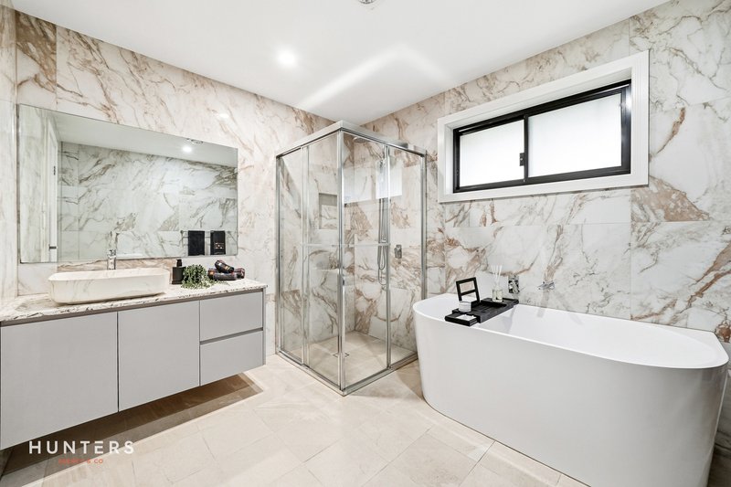 Photo - 1B Andrew Place, Girraween NSW 2145 - Image 10