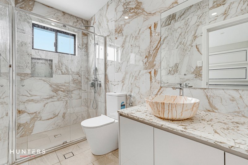 Photo - 1B Andrew Place, Girraween NSW 2145 - Image 6