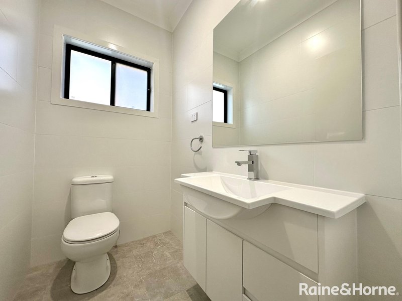 Photo - 1b Bilga Street, Kirrawee NSW 2232 - Image 11