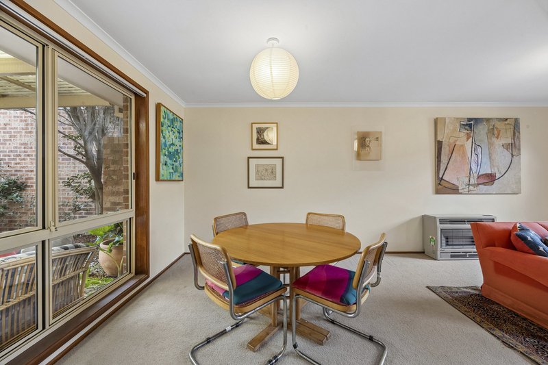 Photo - 1B Buntine Crescent, Isaacs ACT 2607 - Image 5