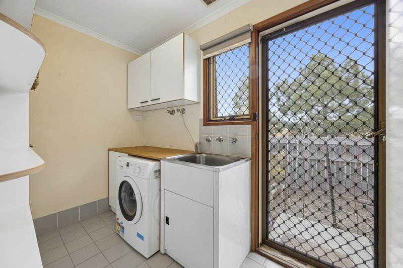 Photo - 1B Buntine Crescent, Isaacs ACT 2607 - Image 16