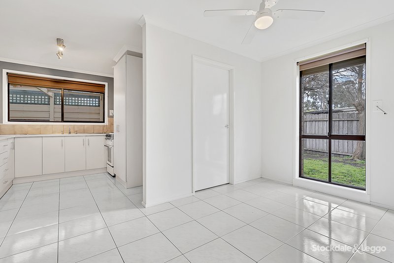 Photo - 1B Coral Court, Craigieburn VIC 3064 - Image 6