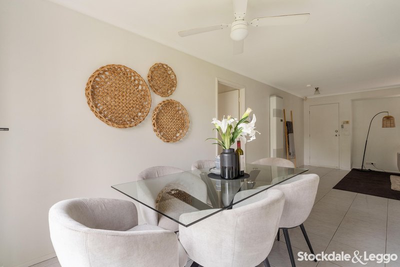 Photo - 1B Coral Court, Craigieburn VIC 3064 - Image 3