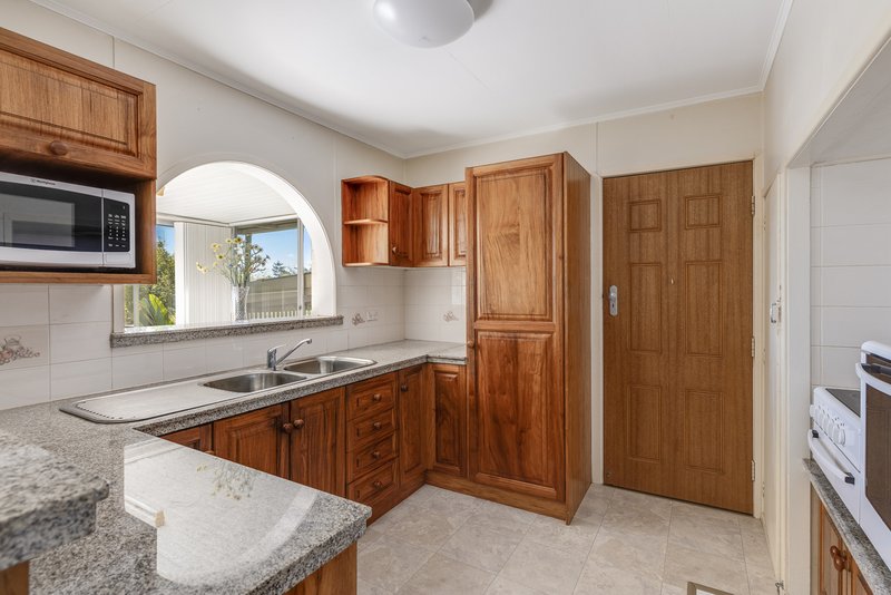 Photo - 1B Garde Street, Centenary Heights QLD 4350 - Image 3