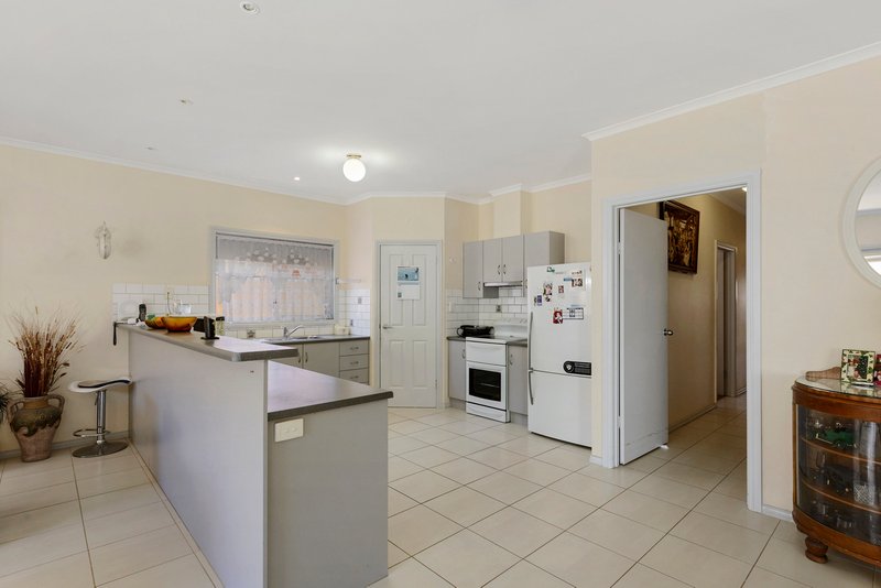 Photo - 1B Jones Street, Wallaroo SA 5556 - Image 6