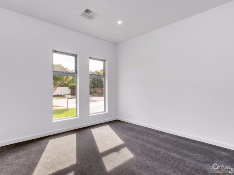 Photo - 1B Kathleen Street, Dover Gardens SA 5048 - Image 4