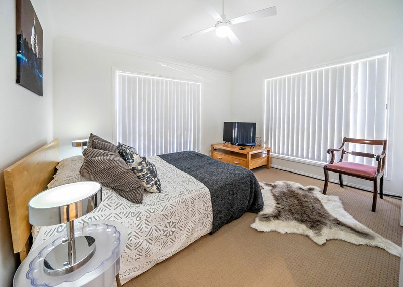 Photo - 1B Kestrel Avenue, Old Bar NSW 2430 - Image 14