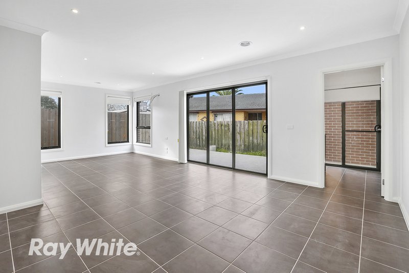 Photo - 1B Saintfield Street, Lara VIC 3212 - Image 3