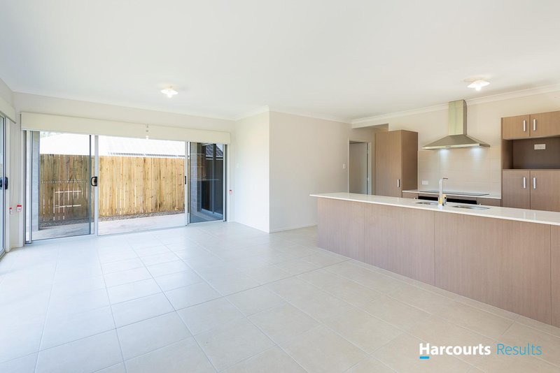 Photo - 1b Sanur Street, Marsden QLD 4132 - Image 3