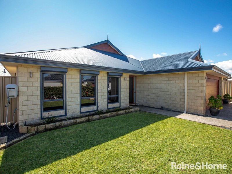 Photo - 1B Shelley Street, Dalyellup WA 6230 - Image 2