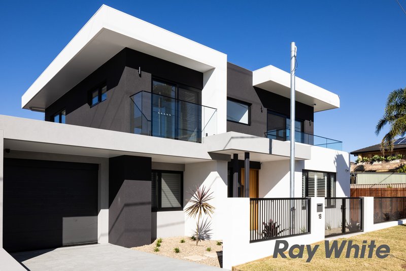 Photo - 1B Wyee Street, Kogarah Bay NSW 2217 - Image 1