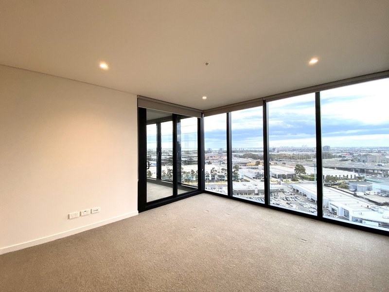 Photo - 1B1B/103 South Wharf Drive, Docklands VIC 3008 - Image 2