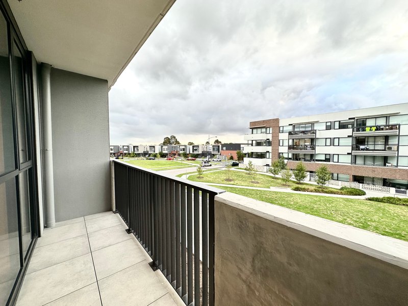 Photo - 1B1B/3 Orchid Street, Clayton South VIC 3169 - Image 8