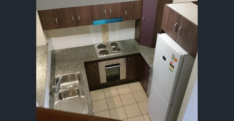 Photo - 1B/2-8 Rigg Street, Woree QLD 4868 - Image 4