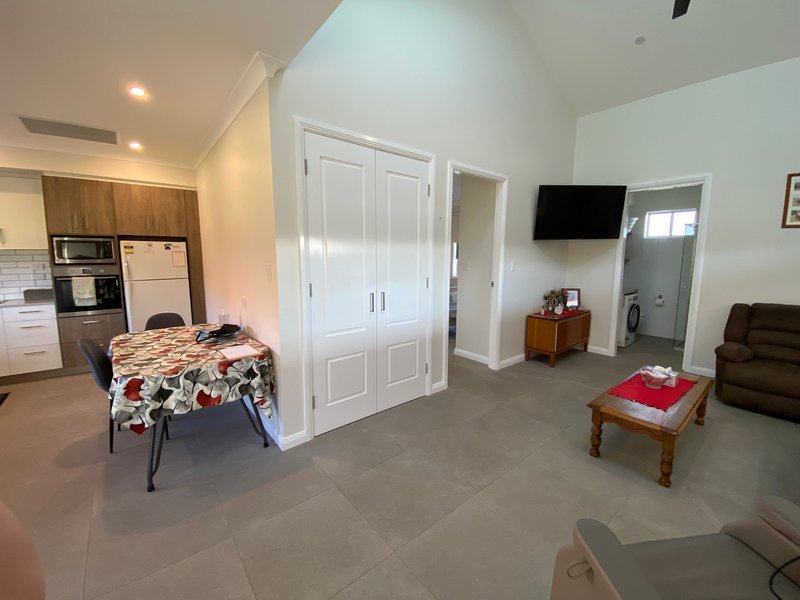 Photo - 1B/39-45 Lincoln Road, Cecil Park NSW 2178 - Image 6