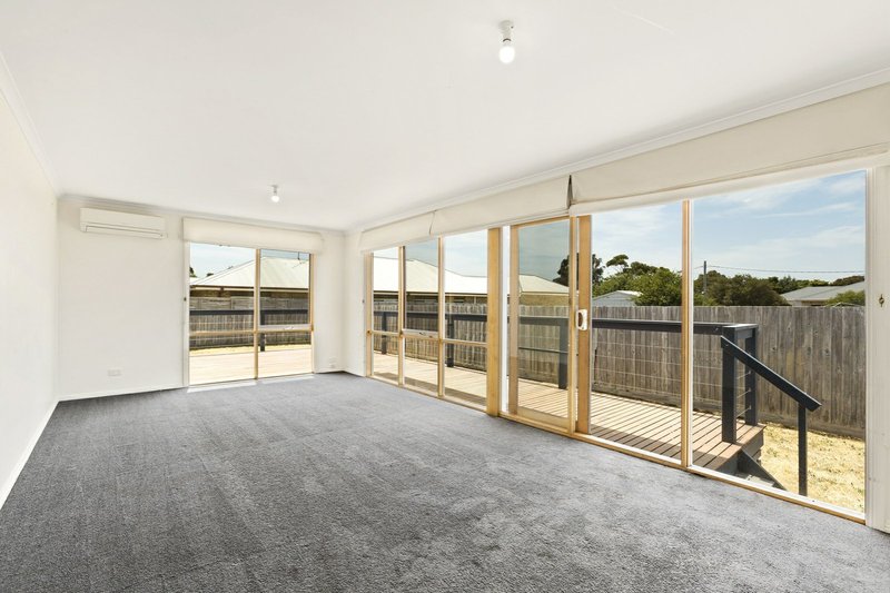 Photo - 1C Doongara Avenue, St Leonards VIC 3223 - Image 5