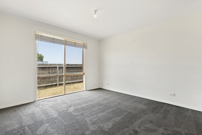 Photo - 1C Doongara Avenue, St Leonards VIC 3223 - Image 6