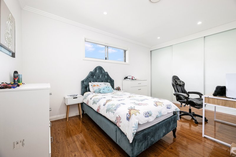 Photo - 1C Quentin Street, Bass Hill NSW 2197 - Image 6