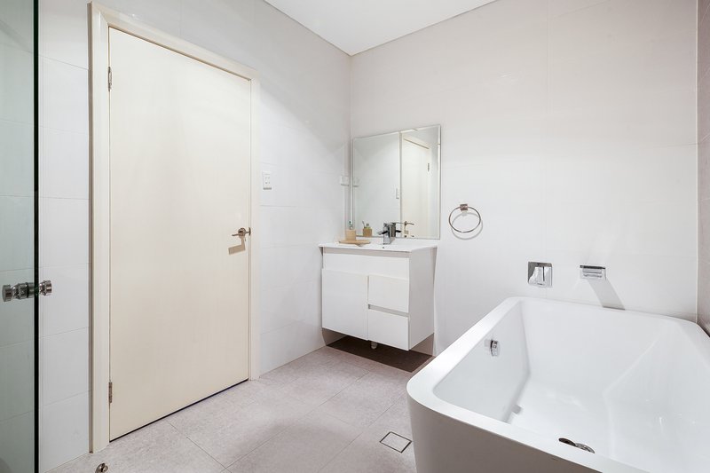 Photo - 1C Quentin Street, Bass Hill NSW 2197 - Image 8