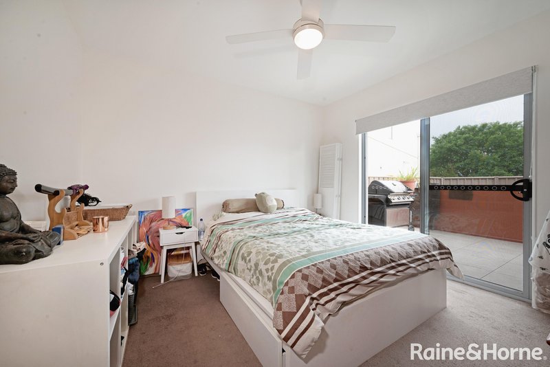 Photo - 1C/17 Uriarra Road, Queanbeyan NSW 2620 - Image 8