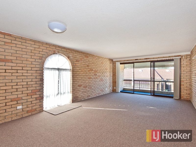 Photo - 1C/24 Dixon Street, Strathpine QLD 4500 - Image 3