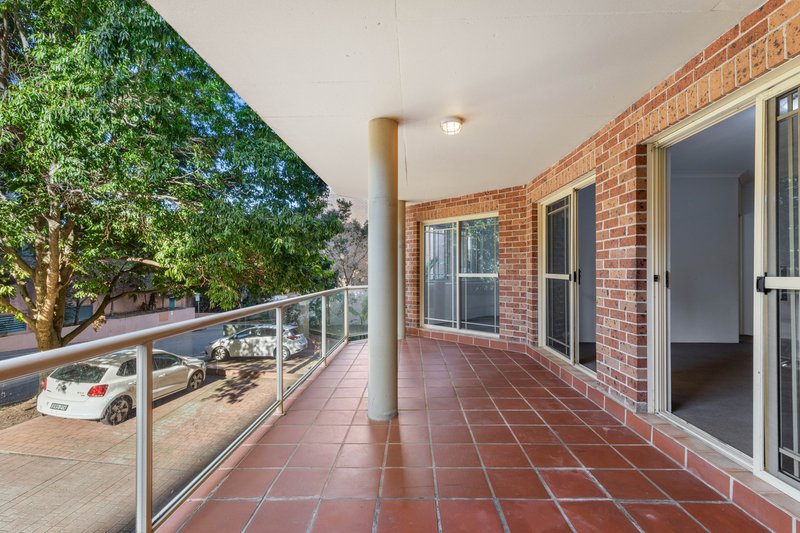 Photo - 1C/38-42 Woniora Road, Hurstville NSW 2220 - Image 9