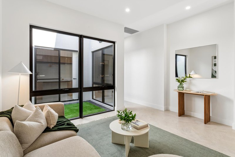 Photo - 1d Worthley Road, Findon SA 5023 - Image 10