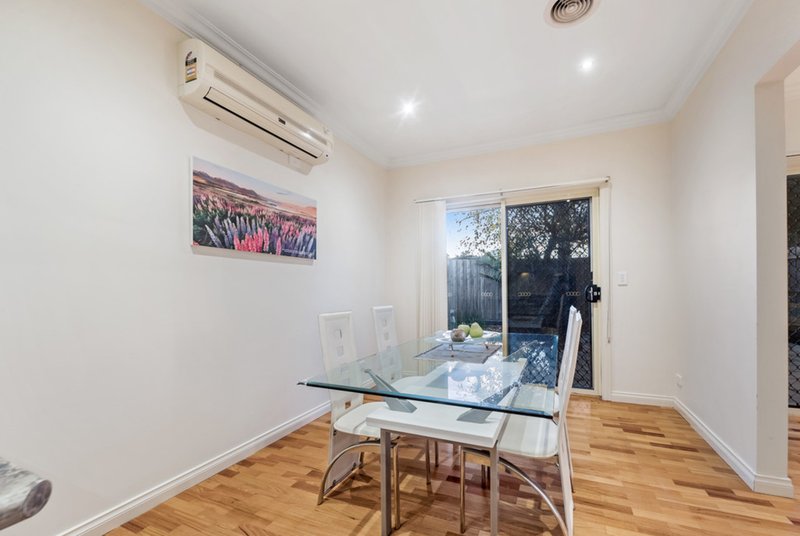 Photo - 1E Black Street, Reservoir VIC 3073 - Image 4