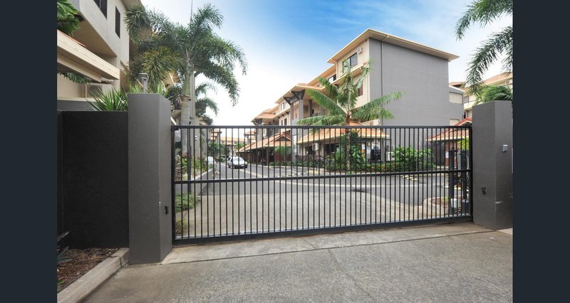 Photo - 1F/2-8 Rigg Street, Woree QLD 4868 - Image 1