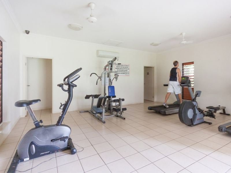 Photo - 1F/2-8 Rigg Street, Woree QLD 4868 - Image 2