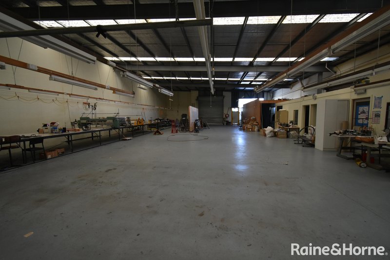 Photo - 1H Parson Avenue, Springvale VIC 3171 - Image 4