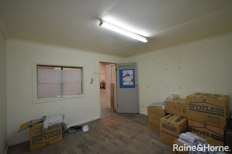 Photo - 1H Parson Avenue, Springvale VIC 3171 - Image 5
