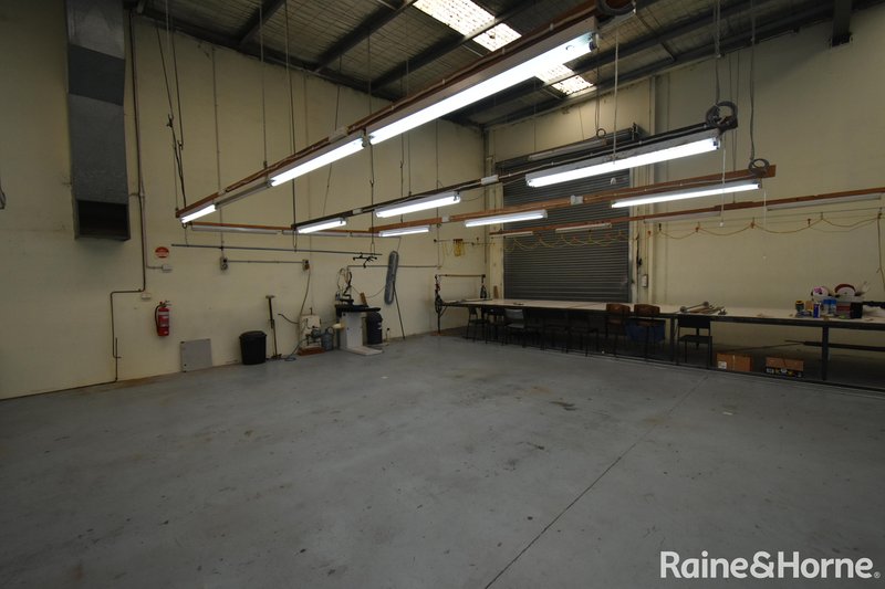 Photo - 1H Parson Avenue, Springvale VIC 3171 - Image 8