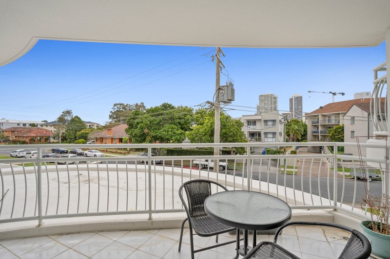 Photo - 1J/510 Marine Parade, Biggera Waters QLD 4216 - Image 12