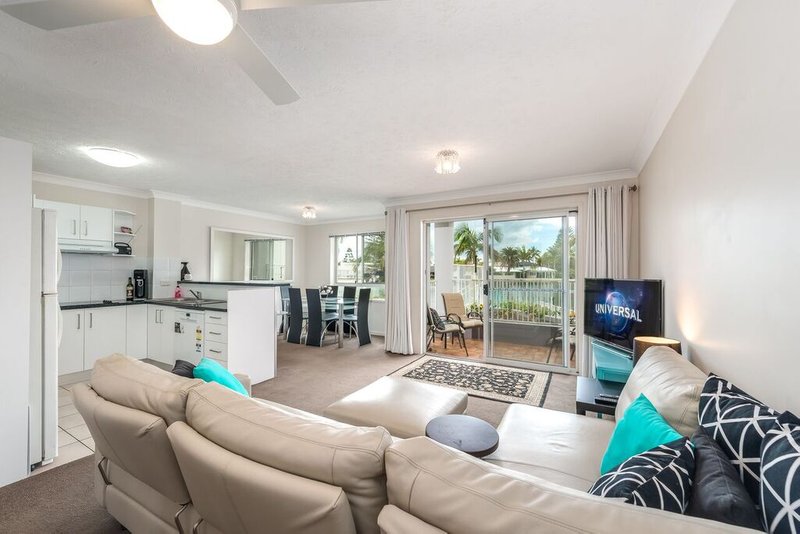 2 / 11-19 Taylor Street, Biggera Waters QLD 4216