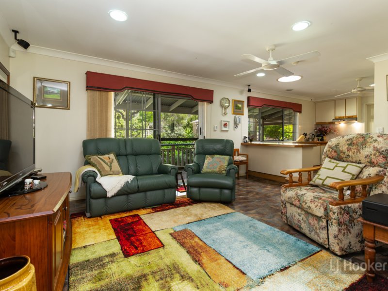 Photo - 2-12 Carbeen Road, Park Ridge South QLD 4125 - Image 18