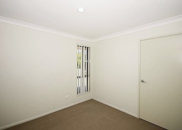 Photo - 2 /12 Fulmar Court, Burrum Heads QLD 4659 - Image 12