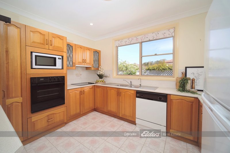 Photo - 2 / 14 Commodore Place, Tuncurry NSW 2428 - Image 8