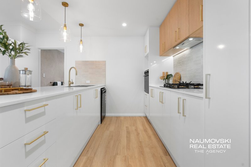 Photo - 2/ 23 Peppering Way, Westminster WA 6061 - Image 4
