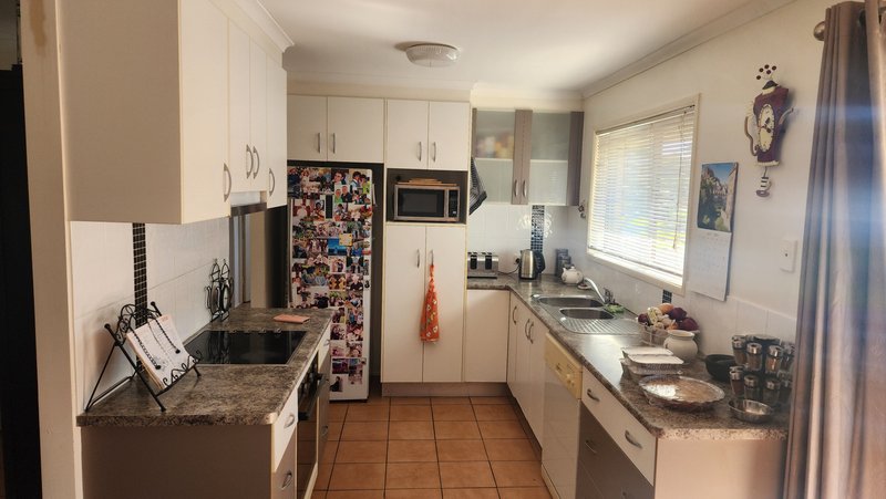 Photo - 2 & 2a Alba Street, Shailer Park QLD 4128 - Image 5