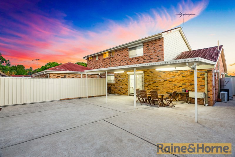 Photo - 2 & 2A Selwyn Place, Quakers Hill NSW 2763 - Image 12