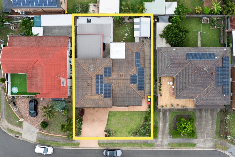 Photo - 2 & 2A Ward Close, Prairiewood NSW 2176 - Image 13